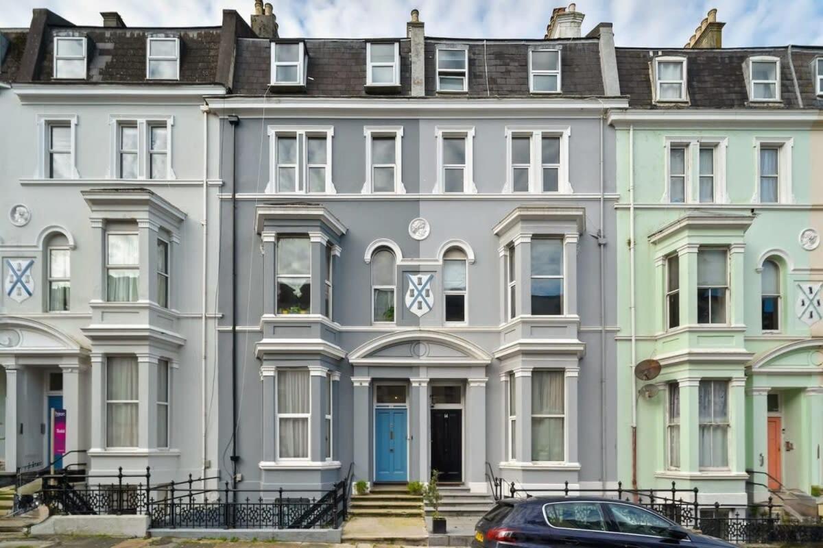 Modern Flat On The W Private Parking Apartment Plymouth